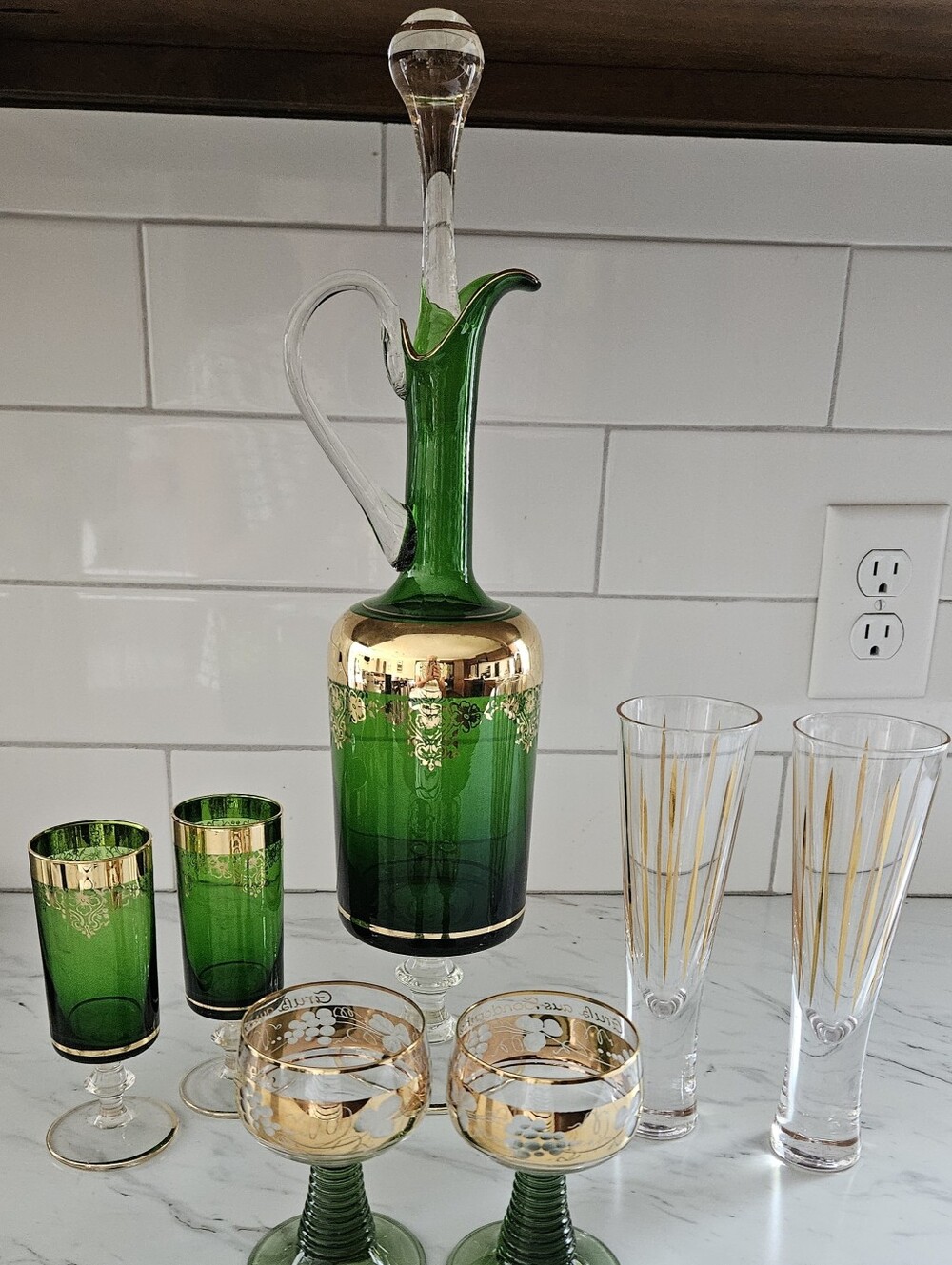 Vintage  Barware Decanter With  Stopper and 6 Glasses, from Italy.